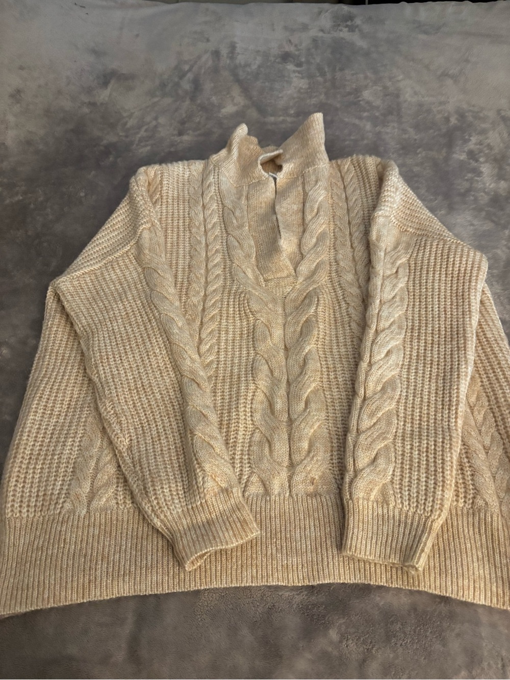 Cozy Cable Knit Half-Zip Sweater in Cream size L